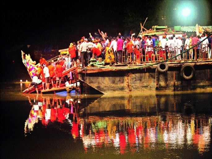 The noise was less than the DJ ... It was noisy but not the DJ; But Dholatash's | आवाज कमी डीजे तुझा... गोंगाट होता, पण डीजेचा नव्हे; तर ढोलताशांचा The noise was less than the DJ ... It was noisy but not the DJ; But Dholatash's | आवाज कमी डीजे तुझा... गोंगाट होता, पण डीजेचा नव्हे; तर ढोलताशांचा