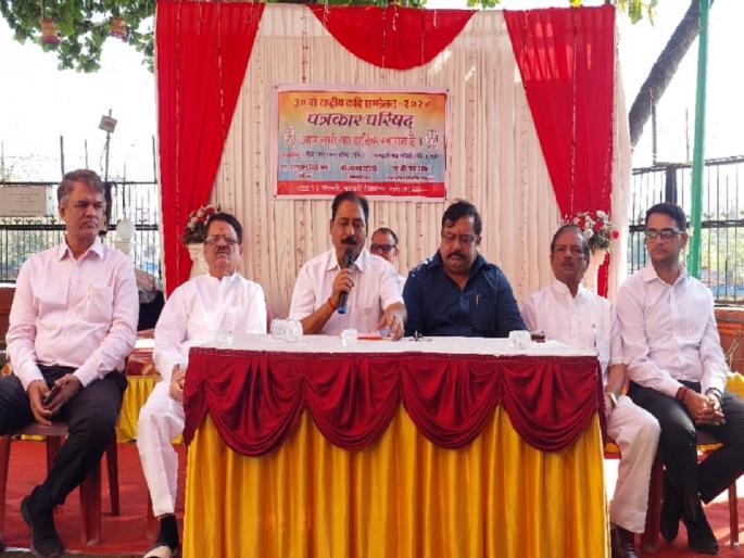 Sudhakar Bhat posthumously awarded Maharana Pratap Shaurya while Chinmay Mandlekar received Chhatrapati Shivaji Maharaj Gaurav Award | सुधाकर भट यांना महाराणा प्रताप शौर्य मरणोत्तर, तर चिन्मय मांडलेकर यांना छत्रपती शिवाजी महाराज गौरव पुरस्कार Sudhakar Bhat posthumously awarded Maharana Pratap Shaurya while Chinmay Mandlekar received Chhatrapati Shivaji Maharaj Gaurav Award | सुधाकर भट यांना महाराणा प्रताप शौर्य मरणोत्तर, तर चिन्मय मांडलेकर यांना छत्रपती शिवाजी महाराज गौरव पुरस्कार