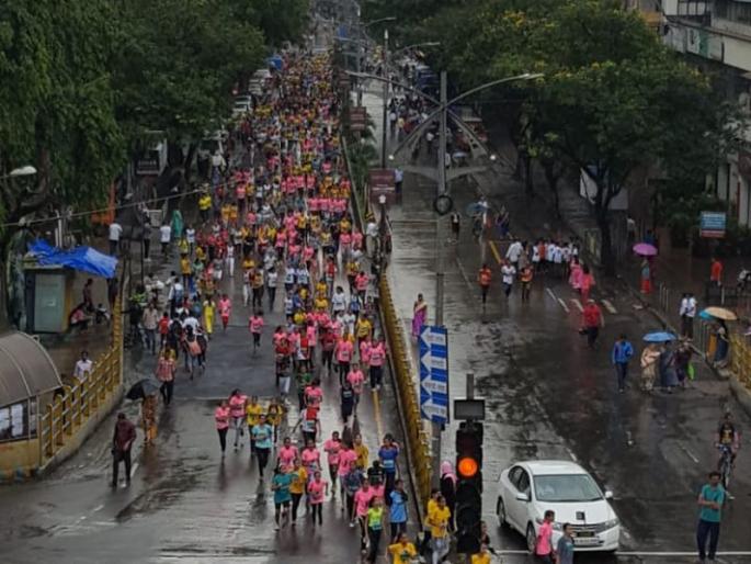 29th Thane mayor Varsha marathon, run for public awareness for plastic and organ donation | 29व्या ठाणे महापौर वर्षा मॅरेथॉनला प्रारंभ, प्लॅस्टिक मुक्तीच्या संदेशासोबत अवयदान जनजागृतीसाठी धाव