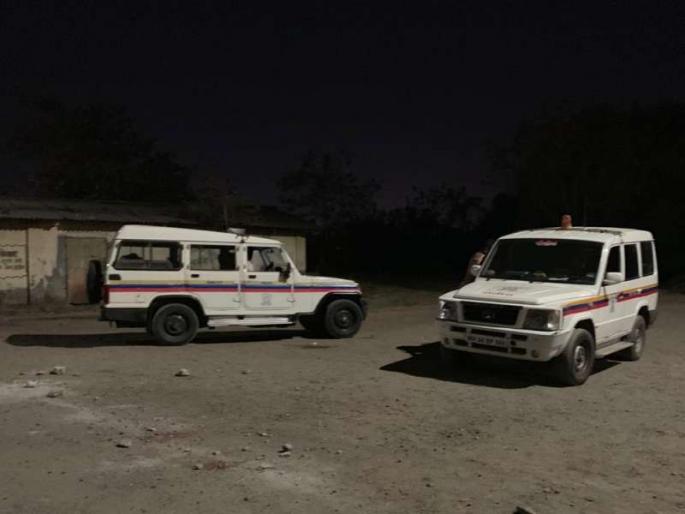 four suspects have been found in Thane Creek | ठाण्यात खाडी किनारी चार संशयित आढळल्याने खळबळ four suspects have been found in Thane Creek | ठाण्यात खाडी किनारी चार संशयित आढळल्याने खळबळ