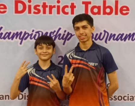 double success for nilaya and brilliant performance by tanish pendse in table tennis | निलयला दुहेरी यशाची हुलकावणी, तनिष पेंडसेची चमकदार कामगिरी