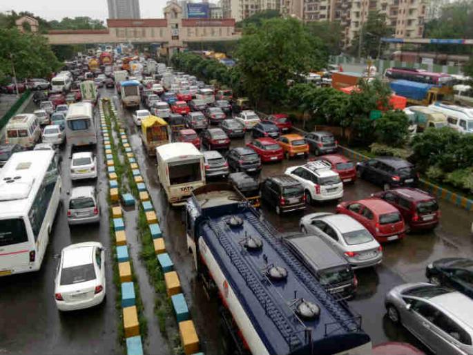 change in traffic route in thane for counting of votes | मतमाेजणीसाठी ठाण्यातील वाहतूक मार्गात बदल change in traffic route in thane for counting of votes | मतमाेजणीसाठी ठाण्यातील वाहतूक मार्गात बदल