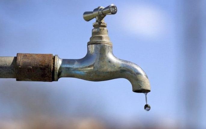 Water crisis in 347 Anganwadas in Solapur district at the beginning of summer | सोलापूर जिल्ह्यातील ३४७ अंगणवाड्यांमध्ये उन्हाळ्याच्या सुरूवातीलाच जलसंकट Water crisis in 347 Anganwadas in Solapur district at the beginning of summer | सोलापूर जिल्ह्यातील ३४७ अंगणवाड्यांमध्ये उन्हाळ्याच्या सुरूवातीलाच जलसंकट