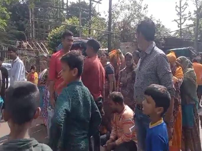 Protest for water in Ulhasnagar, sloganeering against MLA Ailani | उल्हासनगरात पाण्यासाठी ठिय्या आंदोलन, आमदार आयलानी यांच्या विरोधात घोषणाबाजी