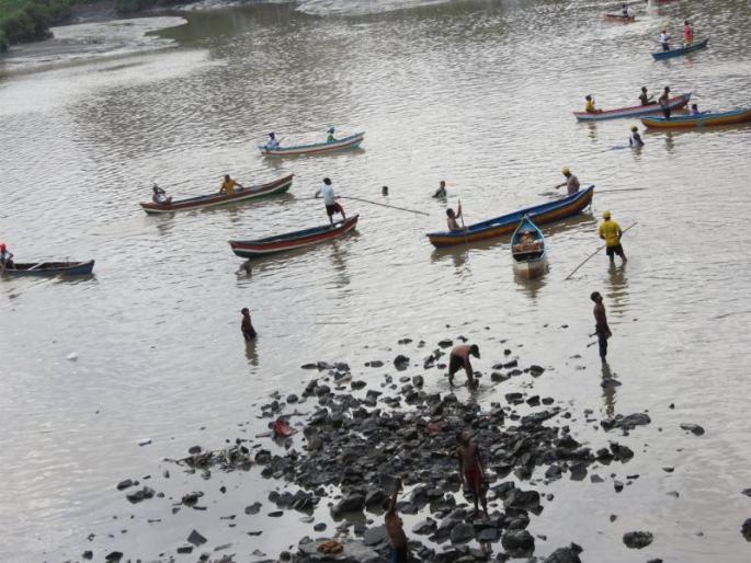Waves will rise up to 4 meters along the Thane creek in the afternoon | ठाणेच्या खाडी किनारी दुपारी 4 मीटरपर्यंत लाटा उसळणार Waves will rise up to 4 meters along the Thane creek in the afternoon | ठाणेच्या खाडी किनारी दुपारी 4 मीटरपर्यंत लाटा उसळणार