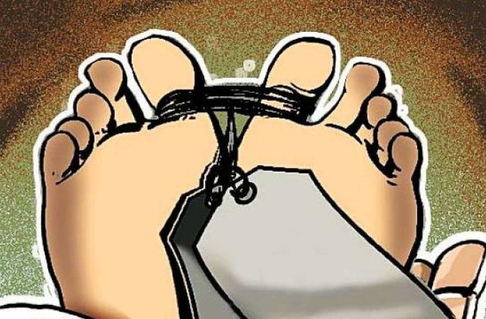 The body of an old man was found in a river bed in Lohara | लोहारा येथील नदी पात्रात वृद्धाचा मृतदेह आढळला The body of an old man was found in a river bed in Lohara | लोहारा येथील नदी पात्रात वृद्धाचा मृतदेह आढळला