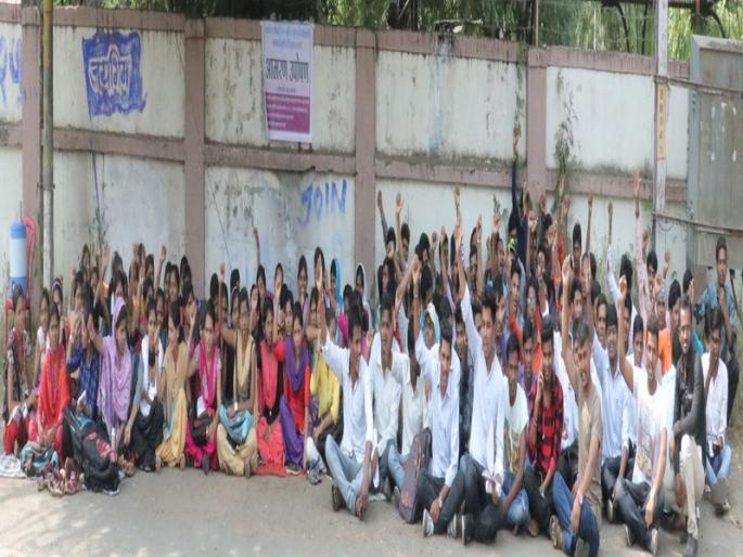  Demand for the problems of government tribal hostels in Jalgaon | जळगावातील शासकीय आदिवासी वसतिगृहाच्या अडचणी दूर करण्याची मागणी