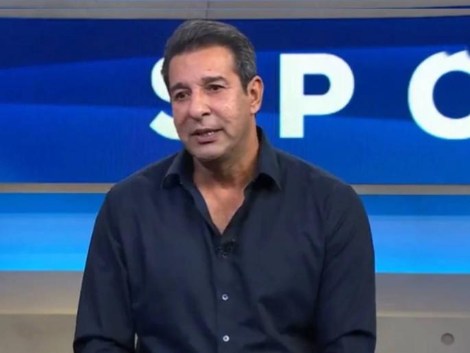 The whole world considers me the best bowler, but in Pakistan the fixer says Wasim Akram's emotional reaction  | Wasim Akram: "संपूर्ण जग सर्वोत्कृष्ट गोलंदाज मानते, पण पाकिस्तानात मला फिक्सर म्हणतात", वसिम अक्रम भावुक