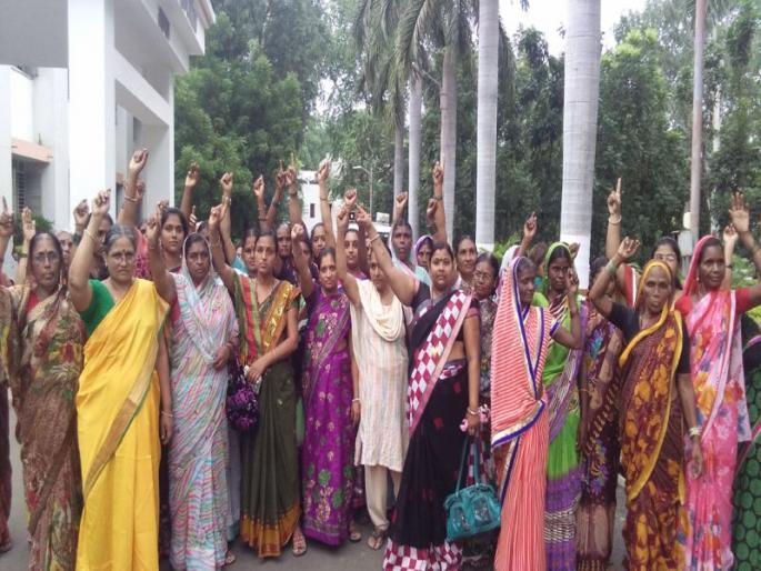 The wife died, the lifespan was over. But with alcohol only ! | बायको सुटली, जीवनयात्रा संपली. मात्र दारु सोबतीलाच ! The wife died, the lifespan was over. But with alcohol only ! | बायको सुटली, जीवनयात्रा संपली. मात्र दारु सोबतीलाच !