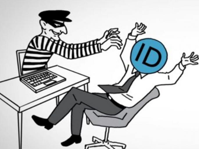 Asking the debit card's PIN code, the amount of cash from the account of the elder couple from Nagpur | डेबिट कार्डचा पीनकोड विचारून नागपूरच्या वृद्ध दाम्पत्याच्या खात्यातून रक्कम लंपास