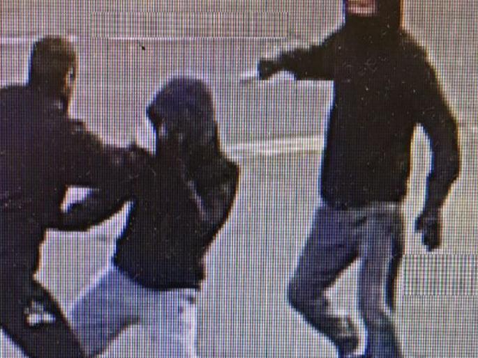 One injured in thief's knife attack in Sangliwadi | Sangli: चोरट्याच्या चाकूहल्ल्यात सांगलीवाडीत एक जखमी