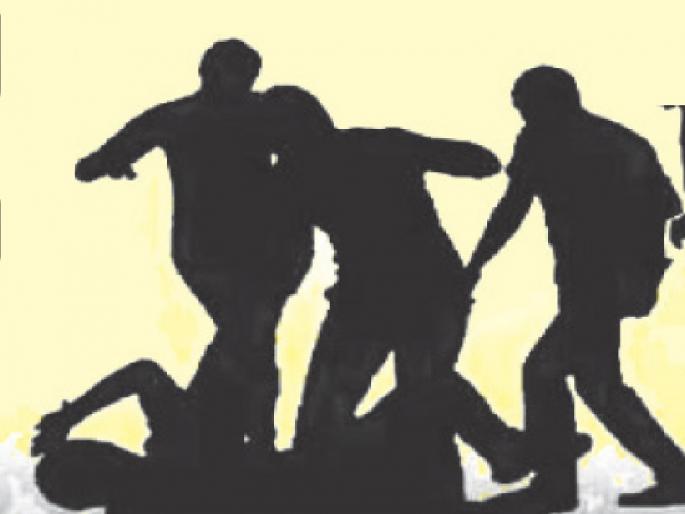 Citizens caught a mobile thief and beat him up in Sangli | सांगलीत मोबाईल चोरट्याला नागरिकांनी धू धू धुतले, संशयित पोलिसांच्या ताब्यात