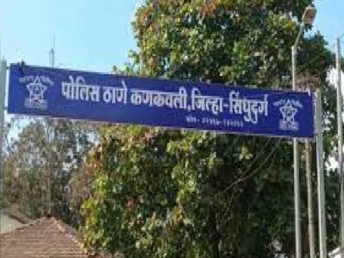 Fatal attack on two in Kankavli due to contract dispute | ठेकेदारीच्या वादातून कणकवलीत दोघांवर जीवघेणा हल्ला!, तीन कारमधून आलेल्या टोळक्याने दांड्याने केली मारहाण Fatal attack on two in Kankavli due to contract dispute | ठेकेदारीच्या वादातून कणकवलीत दोघांवर जीवघेणा हल्ला!, तीन कारमधून आलेल्या टोळक्याने दांड्याने केली मारहाण