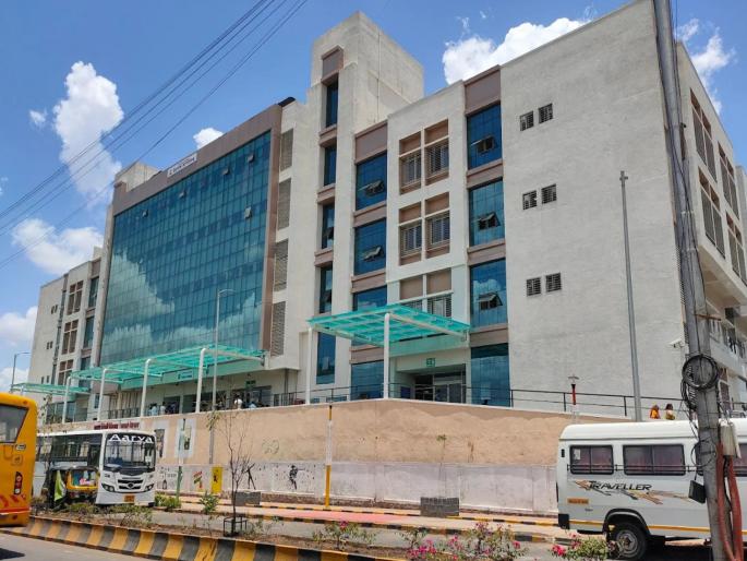 Wrong blood given to patients Shocking incident at Naveen Thergaon Hospital one person in ICU | रुग्णांना चढवले चुकीचे रक्त; नवीन थेरगाव रुग्णालयातील धक्कादायक प्रकार, एक जण आयसीयूत Wrong blood given to patients Shocking incident at Naveen Thergaon Hospital one person in ICU | रुग्णांना चढवले चुकीचे रक्त; नवीन थेरगाव रुग्णालयातील धक्कादायक प्रकार, एक जण आयसीयूत
