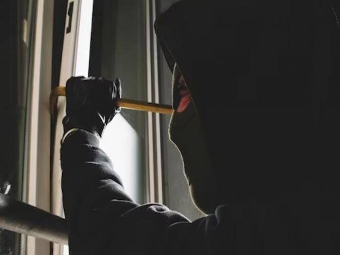 'He' used to go to non-CCTV areas and steal and escape | ‘तो’ सीसीटीव्ही नसलेल्या भागात जायचा अन् चोरी करून पसार व्हायचा 'He' used to go to non-CCTV areas and steal and escape | ‘तो’ सीसीटीव्ही नसलेल्या भागात जायचा अन् चोरी करून पसार व्हायचा