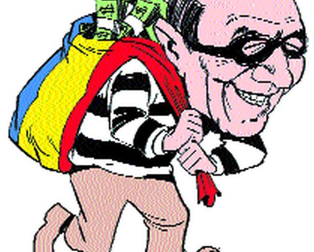 Lampas looted Rs 50,000 from a closed house | बंद घरातून ५० हजारांचा ऐवज लंपास Lampas looted Rs 50,000 from a closed house | बंद घरातून ५० हजारांचा ऐवज लंपास