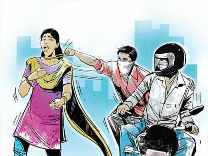 Minor girl robbed on Hanuman Hill; Third incident of robbery on the hill | हनुमान टेकडीवर अल्पवयीन मुलीला लुटले;टेकडीवर लुटण्याची तिसरी घटना Minor girl robbed on Hanuman Hill; Third incident of robbery on the hill | हनुमान टेकडीवर अल्पवयीन मुलीला लुटले;टेकडीवर लुटण्याची तिसरी घटना