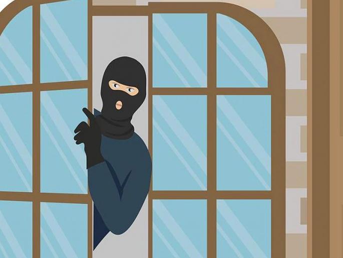 Eight shops burst in a single night, plunging Rs 18 lakh in yavatmaal | एकाच रात्री आठ दुकाने फोडली, 18 लाख रुपये लंपास Eight shops burst in a single night, plunging Rs 18 lakh in yavatmaal | एकाच रात्री आठ दुकाने फोडली, 18 लाख रुपये लंपास