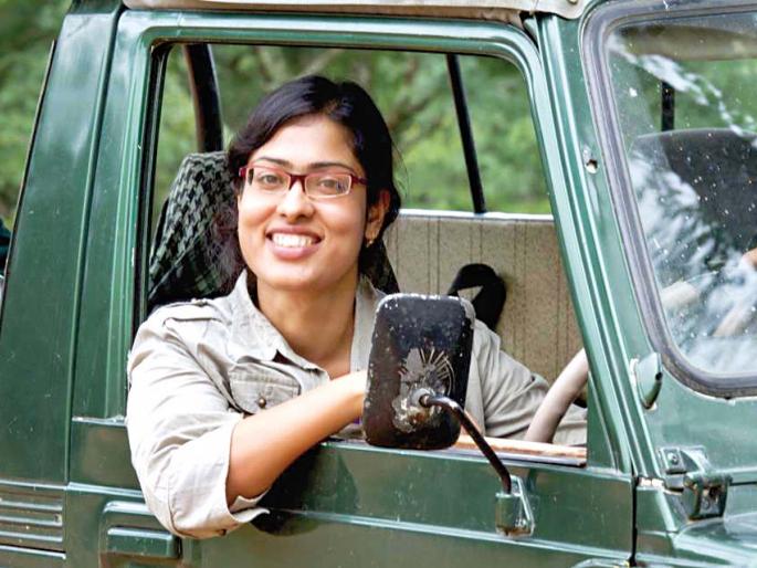 Tiaasa, who is in search of a rare fishing cat | दुर्मिळ होत चाललेल्या फिशिंग कॅटच्या शोधात फिरणारी तियासा Tiaasa, who is in search of a rare fishing cat | दुर्मिळ होत चाललेल्या फिशिंग कॅटच्या शोधात फिरणारी तियासा