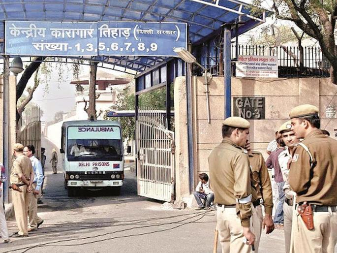 CoronaVirus News: coronavirus positive rape tihar jail victim accused delhi vrd | CoronaVirus News: बलात्कार पीडिता कोरोना पॉझिटिव्ह; आरोपी तिहार जेलमध्ये असल्यानं उडाली खळबळ CoronaVirus News: coronavirus positive rape tihar jail victim accused delhi vrd | CoronaVirus News: बलात्कार पीडिता कोरोना पॉझिटिव्ह; आरोपी तिहार जेलमध्ये असल्यानं उडाली खळबळ