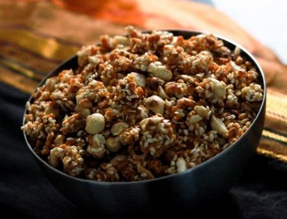 Makar Sankrant could not be inauspicious - da Kru Soman | मकरसंक्रांत अशुभ असूच शकत नाही - दा. कृ. सोमण Makar Sankrant could not be inauspicious - da Kru Soman | मकरसंक्रांत अशुभ असूच शकत नाही - दा. कृ. सोमण