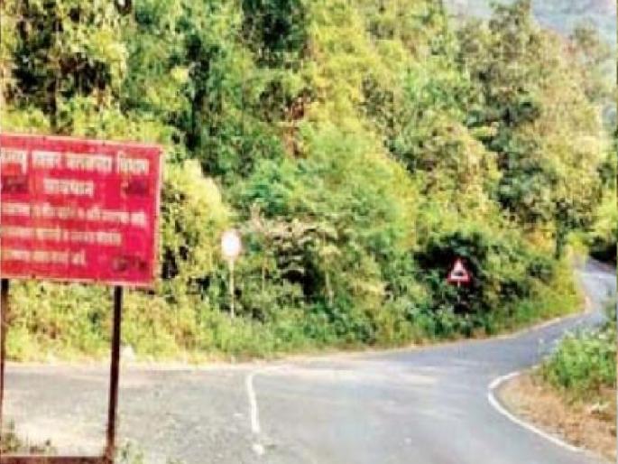The ghat road will be closed for traffic from Monday for the repair work of Tilari ghat | Sindhudurg: रस्त्याची दुरुस्ती, तिलारी घाट आजपासून वाहतुकीसाठी बंद; पर्यायी मार्ग..जाणून घ्या The ghat road will be closed for traffic from Monday for the repair work of Tilari ghat | Sindhudurg: रस्त्याची दुरुस्ती, तिलारी घाट आजपासून वाहतुकीसाठी बंद; पर्यायी मार्ग..जाणून घ्या