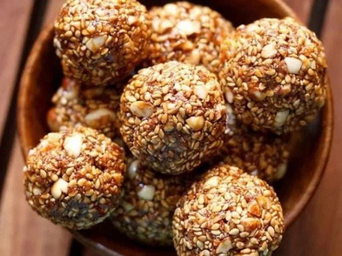 sesame seeds rate increase in maharashtra | तीळगुळाच्या गोडीवर महागाईची संक्रांत; तिळाचे दर वाढले sesame seeds rate increase in maharashtra | तीळगुळाच्या गोडीवर महागाईची संक्रांत; तिळाचे दर वाढले