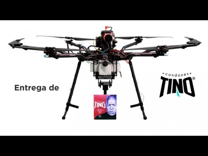 Ex-Newcastle ace Faustino Asprilla delivering 3.5m condoms in help against corona virus svg | लॉकडाऊनमध्ये फुटबॉलपटू ड्रोनने पाठवतोय 35 लाख कंडोम; कोरोना लढ्यात असाही हातभार Ex-Newcastle ace Faustino Asprilla delivering 3.5m condoms in help against corona virus svg | लॉकडाऊनमध्ये फुटबॉलपटू ड्रोनने पाठवतोय 35 लाख कंडोम; कोरोना लढ्यात असाही हातभार