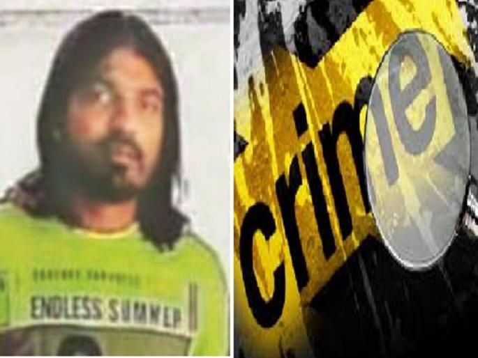 A car driven by an infamous thug on the body of an assistant foreman; Hundreds of people kept watching | सहायक फौजदाराच्या अंगावर कुख्यात गुंडाने घातली गाडी; शेकडो लोक बघत राहिले A car driven by an infamous thug on the body of an assistant foreman; Hundreds of people kept watching | सहायक फौजदाराच्या अंगावर कुख्यात गुंडाने घातली गाडी; शेकडो लोक बघत राहिले