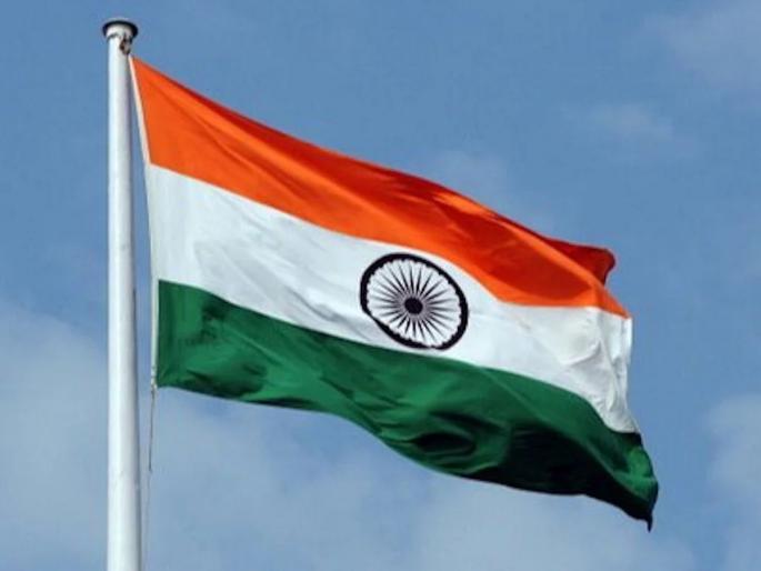 As many as 68 thousand flags are defective in Buldana district! Khamgaon Municipality canceled 5 thousand 200 flags | बुलडाणा जिल्ह्यात तब्बल ६८ हजार ध्वज सदोष! खामगाव पालिकेने केले पाच हजार २०० ध्वज रद्द As many as 68 thousand flags are defective in Buldana district! Khamgaon Municipality canceled 5 thousand 200 flags | बुलडाणा जिल्ह्यात तब्बल ६८ हजार ध्वज सदोष! खामगाव पालिकेने केले पाच हजार २०० ध्वज रद्द