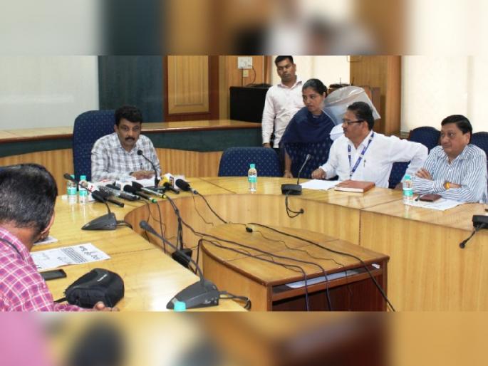 Konkan division is ready for Har Ghar Tiranga campaign says Konkan Divisional Commissioner Mahendra Kalyankar | 'घरोघरी तिरंगा' अभियानासाठी कोंकण विभाग सज्ज- डॉ. महेंद्र कल्याणकर Konkan division is ready for Har Ghar Tiranga campaign says Konkan Divisional Commissioner Mahendra Kalyankar | 'घरोघरी तिरंगा' अभियानासाठी कोंकण विभाग सज्ज- डॉ. महेंद्र कल्याणकर