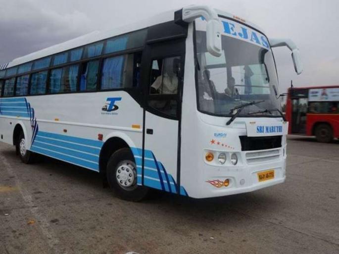 Lokmat Effect - The Traveling Agency has finally traveled through the Travels! | लोकमत इफेक्ट - परिवहन विभागातर्फे अखेर ट्रॅव्हल्सना दणका! Lokmat Effect - The Traveling Agency has finally traveled through the Travels! | लोकमत इफेक्ट - परिवहन विभागातर्फे अखेर ट्रॅव्हल्सना दणका!