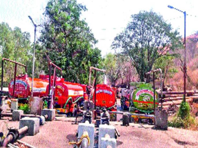 Tanker lobby zoom in smart city | स्मार्ट सिटीमध्ये टँकर लॉबी जोमात Tanker lobby zoom in smart city | स्मार्ट सिटीमध्ये टँकर लॉबी जोमात