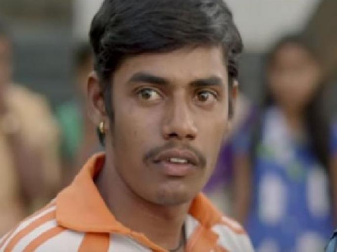 Tanaji came to Madha after being 'sarat', but she was deprived of voting for lok sabha | तानाजी 'सैराट' होऊन माढ्याला आला, पण मतदानापासून वंचित राहिला Tanaji came to Madha after being 'sarat', but she was deprived of voting for lok sabha | तानाजी 'सैराट' होऊन माढ्याला आला, पण मतदानापासून वंचित राहिला