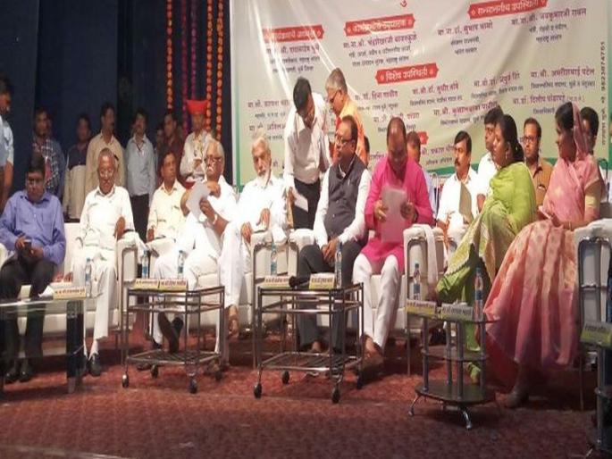 To prevent illegal liquor, a village team will be established | अवैध दारू रोखण्यासाठी ग्रामरक्षक दल स्थापन करणार To prevent illegal liquor, a village team will be established | अवैध दारू रोखण्यासाठी ग्रामरक्षक दल स्थापन करणार