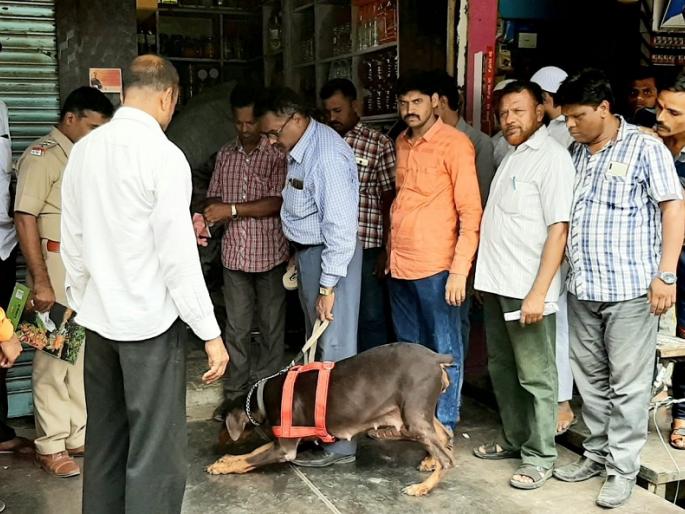 by breaking shopn and one lacks and sventy five thousands cigarette stolen by thieves in Sillod | दुकान फोडून चोरट्यांनी पावणेदोन लाखाच्या सिगरेट पळवल्या 