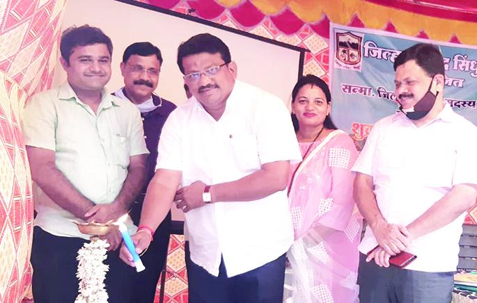 Attempt to make children in the district malnutrition free: Mhapsekar | जिल्ह्यातील मुलांना कुपोषणमुक्त करण्याचा प्रयत्न : म्हापसेकर Attempt to make children in the district malnutrition free: Mhapsekar | जिल्ह्यातील मुलांना कुपोषणमुक्त करण्याचा प्रयत्न : म्हापसेकर