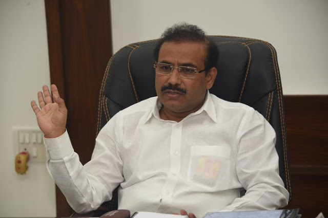 ... then again strict restrictions - Health Minister | ...तर पुन्हा कडक निर्बंध - आरोग्यमंत्री ... then again strict restrictions - Health Minister | ...तर पुन्हा कडक निर्बंध - आरोग्यमंत्री