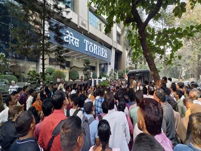 A 27,000-page chargesheet has been filed in the Torres scam case | टोरेस घोटाळ्याप्रकरणी तब्बल २७ हजार पानांचे आरोपपत्र दाखल A 27,000-page chargesheet has been filed in the Torres scam case | टोरेस घोटाळ्याप्रकरणी तब्बल २७ हजार पानांचे आरोपपत्र दाखल