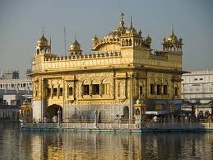 Politics in the development of tourism | पर्यटनस्थळांच्या विकासातही राजकारण Politics in the development of tourism | पर्यटनस्थळांच्या विकासातही राजकारण