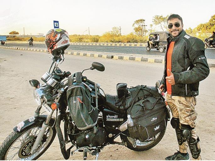 The wandering hood taught 'dream' to live | भटकंतीच्या छंदाने ‘स्वप्न’ जगायला शिकविले