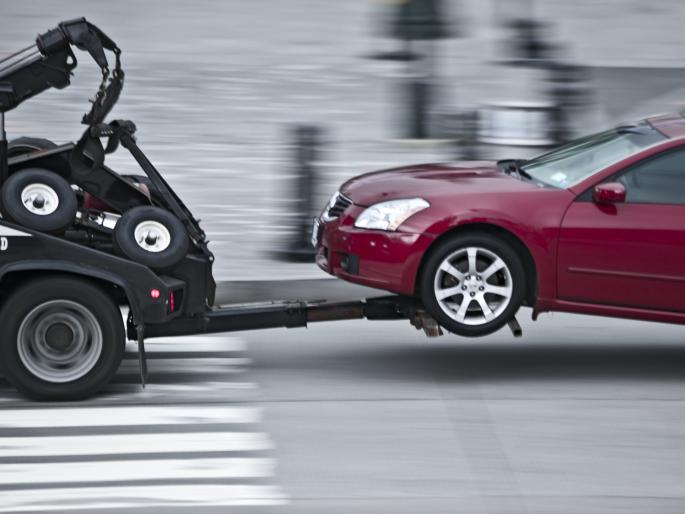 City police to resume towing | शहर पोलीस पुन्हा राबविणार ‘टोइंग’ City police to resume towing | शहर पोलीस पुन्हा राबविणार ‘टोइंग’