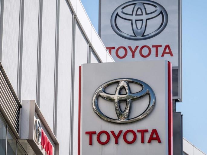 12 out of 14 plants of Toyota work stopped in japan; fear of cyber attack again | जगातील सर्वात मोठी कंपनी टोयोटाचे 14 पैकी 12 प्लांट अचानक बंद; जपानमध्ये कंपनीत उडाली खळबळ 12 out of 14 plants of Toyota work stopped in japan; fear of cyber attack again | जगातील सर्वात मोठी कंपनी टोयोटाचे 14 पैकी 12 प्लांट अचानक बंद; जपानमध्ये कंपनीत उडाली खळबळ
