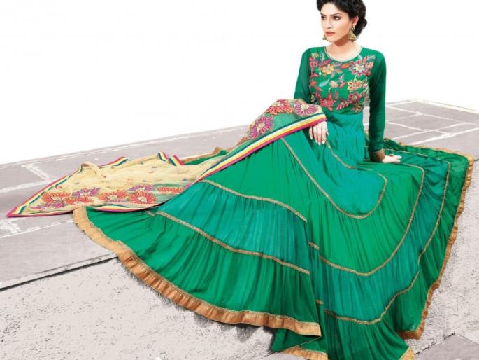 ready for ganeshotsav? try this stylish 10 points formula | गणेशोत्सव? नटण्यामुरडण्याचं काही प्लॅनिंग केलंय का?-हा घ्या फॉर्म्युला ready for ganeshotsav? try this stylish 10 points formula | गणेशोत्सव? नटण्यामुरडण्याचं काही प्लॅनिंग केलंय का?-हा घ्या फॉर्म्युला