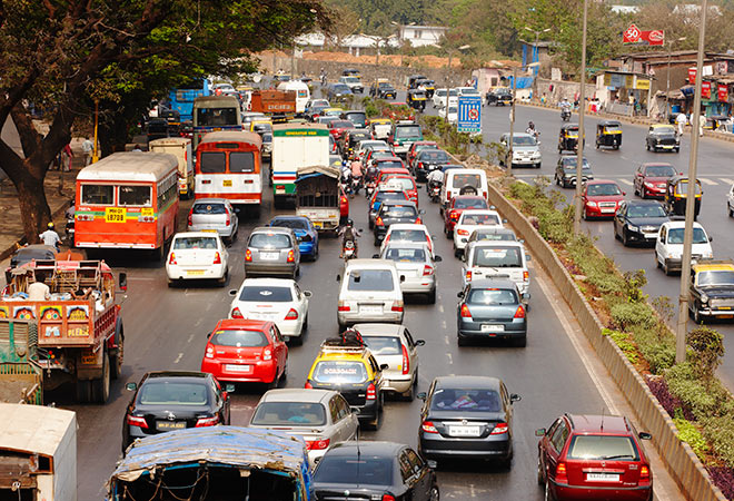 Unlock 2: Using even odd rules for vehicles will avoid traffic jams | Unlock 2: वाहनांसाठी सम विषम नियम वापरला तर वाहतूक कोंडी टळेल Unlock 2: Using even odd rules for vehicles will avoid traffic jams | Unlock 2: वाहनांसाठी सम विषम नियम वापरला तर वाहतूक कोंडी टळेल