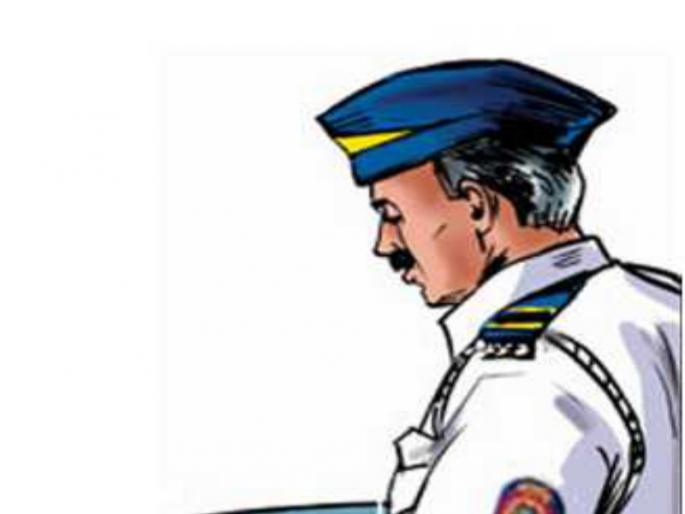 Attempted murder by putting a truck on the body of a traffic policeman; The shocking incident at Moshi | वाहतूक पोलिसाच्या अंगावर ट्रक घालून ठार मारण्याच्या प्रयत्न; मोशी येथील धक्कादायक घटना  Attempted murder by putting a truck on the body of a traffic policeman; The shocking incident at Moshi | वाहतूक पोलिसाच्या अंगावर ट्रक घालून ठार मारण्याच्या प्रयत्न; मोशी येथील धक्कादायक घटना