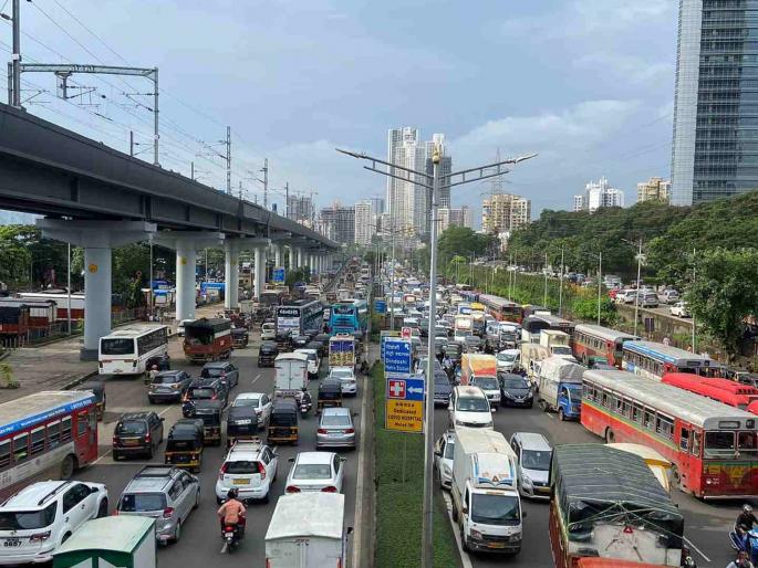When will the western suburbs be free from traffic jams There is always traffic jam from Bandra to Dahisar! | पश्चिम उपनगर वाहतूककोंडीतून कधी मुक्त होणार? वांद्रे ते दहिसर नेहमी ट्राफिक जाम!