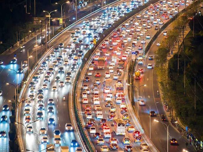 '794 new vehicles registered every day, infrastructure is the solution to the problem' | महाराष्ट्रात होतेय दररोज ७९४ नव्या वाहनांची नोंद...; वाहतूक कोंडी होणार नाहीतर काय...; मंत्री म्हणतात...