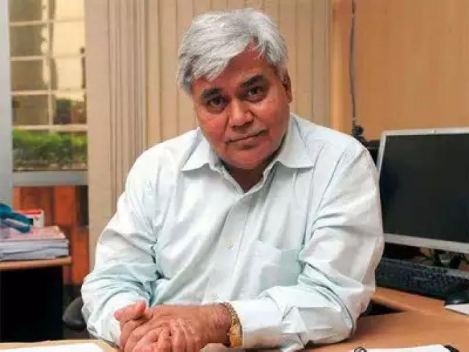 Extension of TRAI to Apple, Facebook | अॅपल, फेसबुकला नमवणाऱ्या ट्रायच्या अध्यक्षांना मुदतवाढ Extension of TRAI to Apple, Facebook | अॅपल, फेसबुकला नमवणाऱ्या ट्रायच्या अध्यक्षांना मुदतवाढ