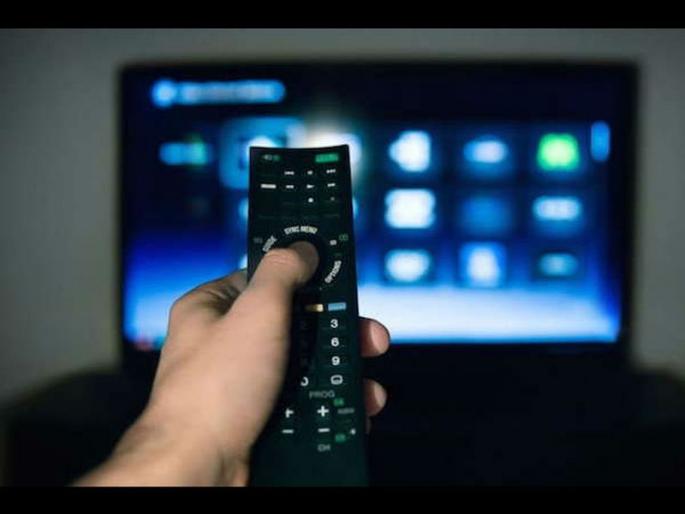 It's time for customers to recharge the old pack even after new TRAI rules | ट्रायच्या नवीन नियमांनंतरही ग्राहकांना जूनेच पॅक रिचार्ज करण्याची वेळ It's time for customers to recharge the old pack even after new TRAI rules | ट्रायच्या नवीन नियमांनंतरही ग्राहकांना जूनेच पॅक रिचार्ज करण्याची वेळ
